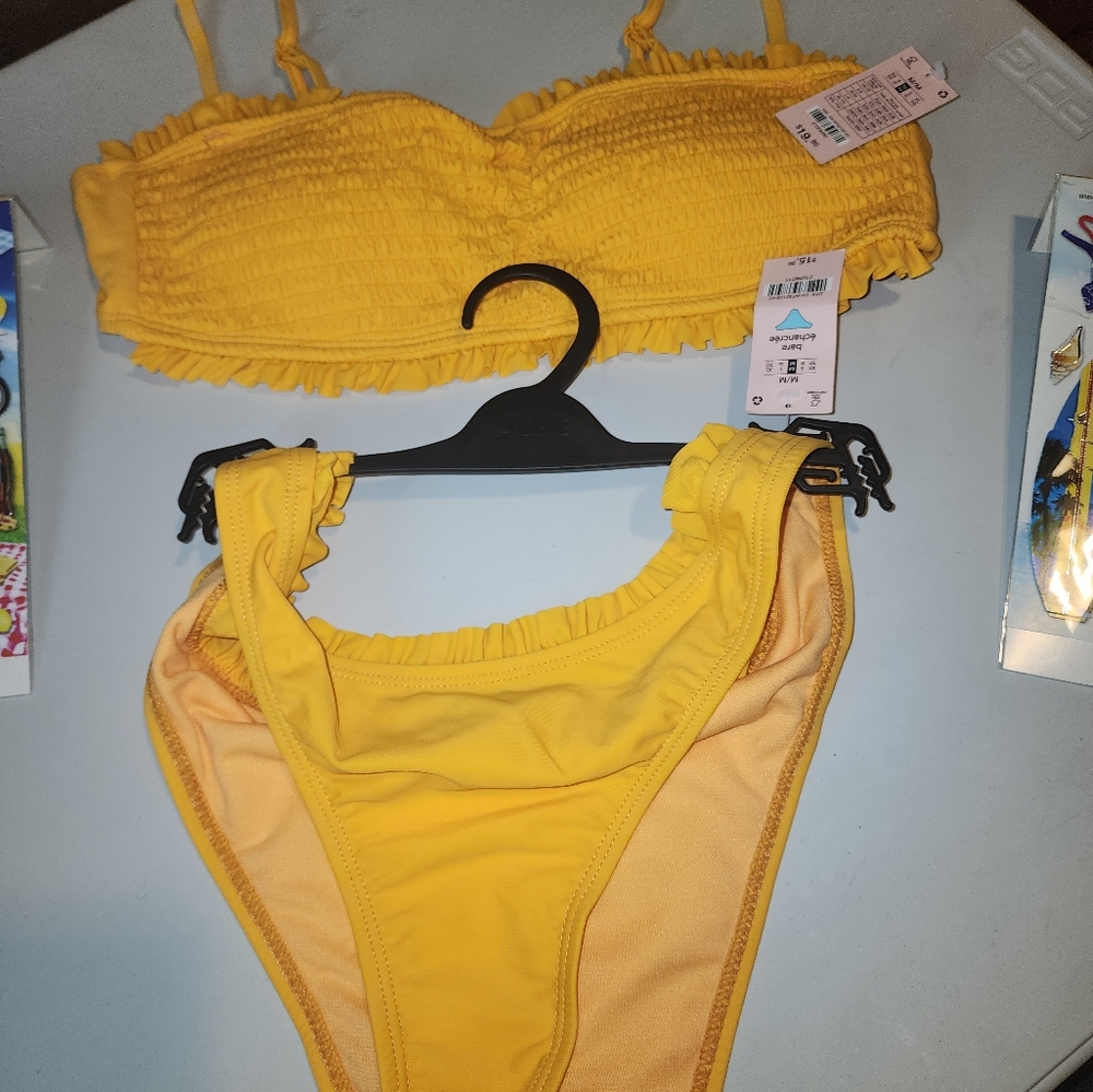 Swim suit